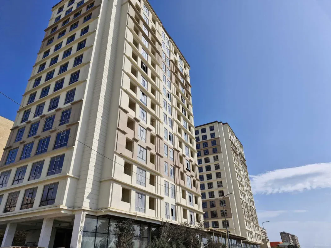 Satılır 2 otaqlı mənzil 59 m²