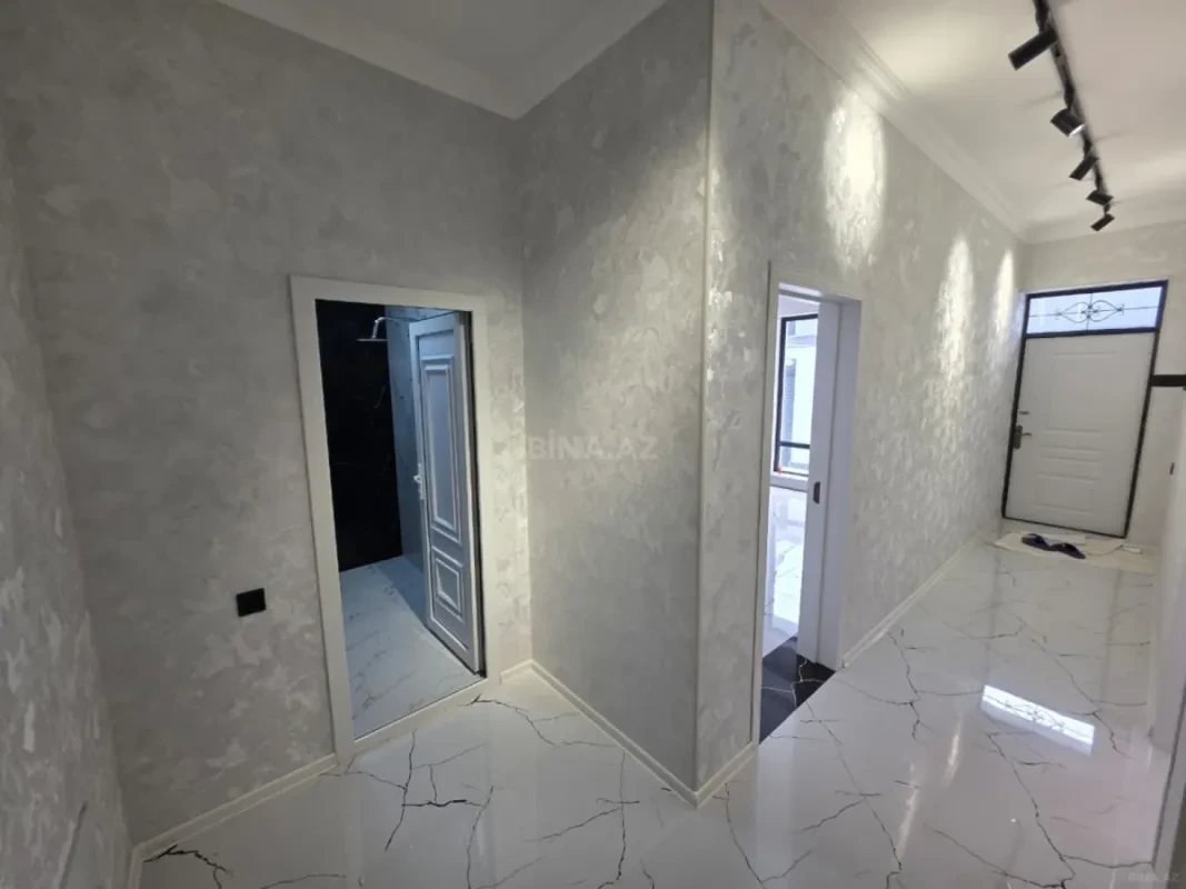 Satılır 4 otaqlı həyət evi 165 m²