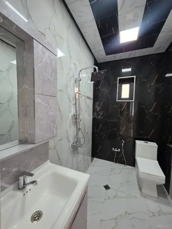 Satılır 4 otaqlı həyət evi 165 m²