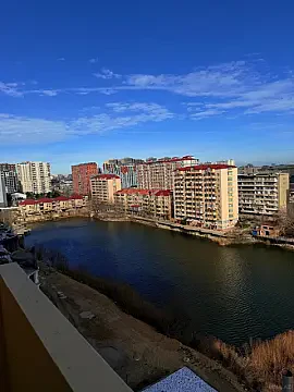 Satılır 3 otaqlı mənzil 110 m²