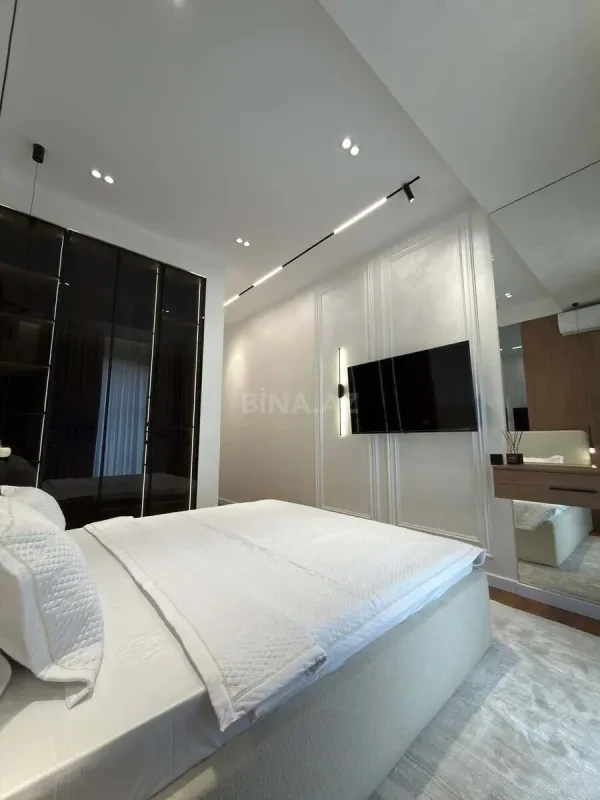 Kirayə verilir 2 otaqlı mənzil 80 m²