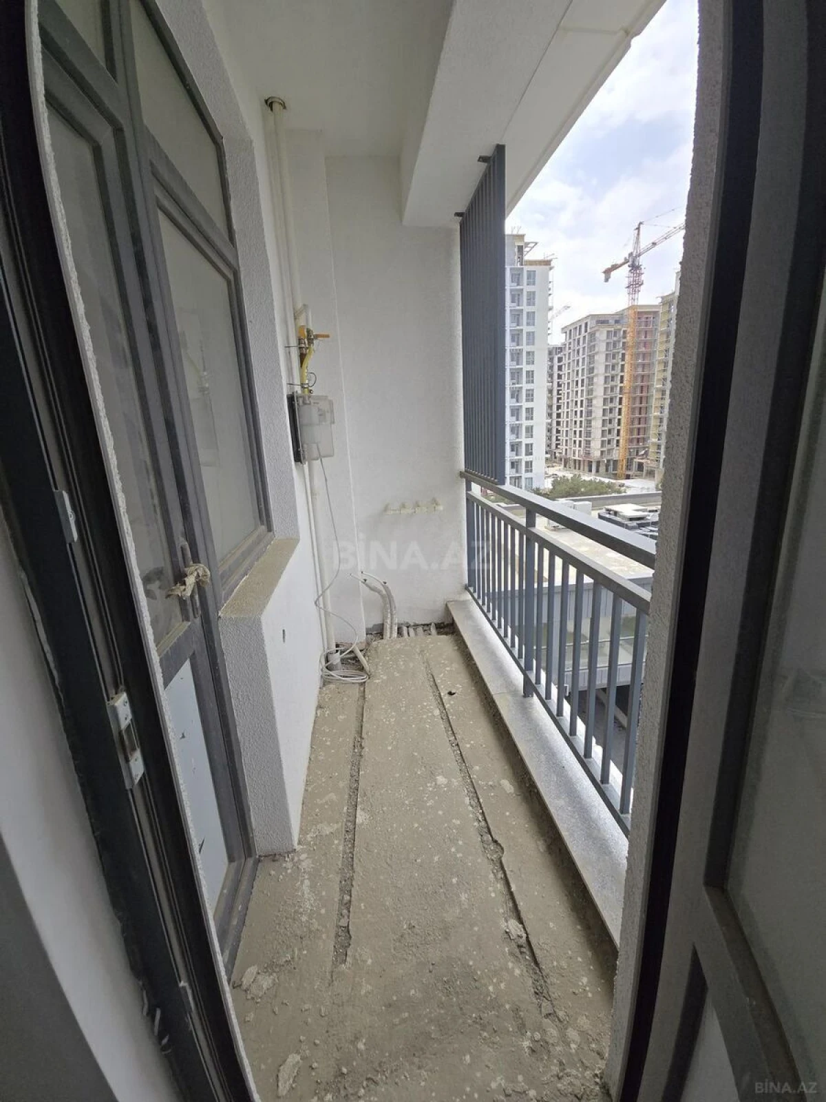 Satılır 3 otaqlı mənzil 75 m²