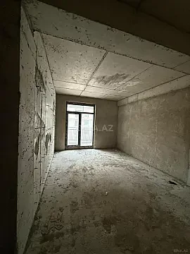 Satılır 4 otaqlı mənzil 150 m²