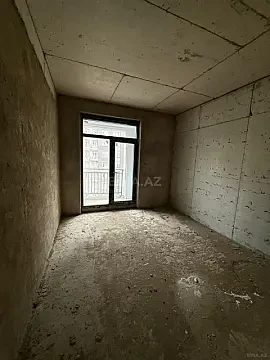 Satılır 4 otaqlı mənzil 150 m²