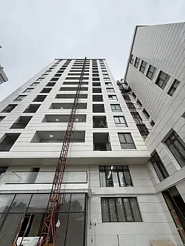 Satılır 4 otaqlı mənzil 150 m²