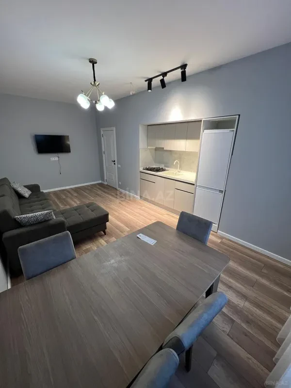 Kirayə verilir 3 otaqlı mənzil 110 m²