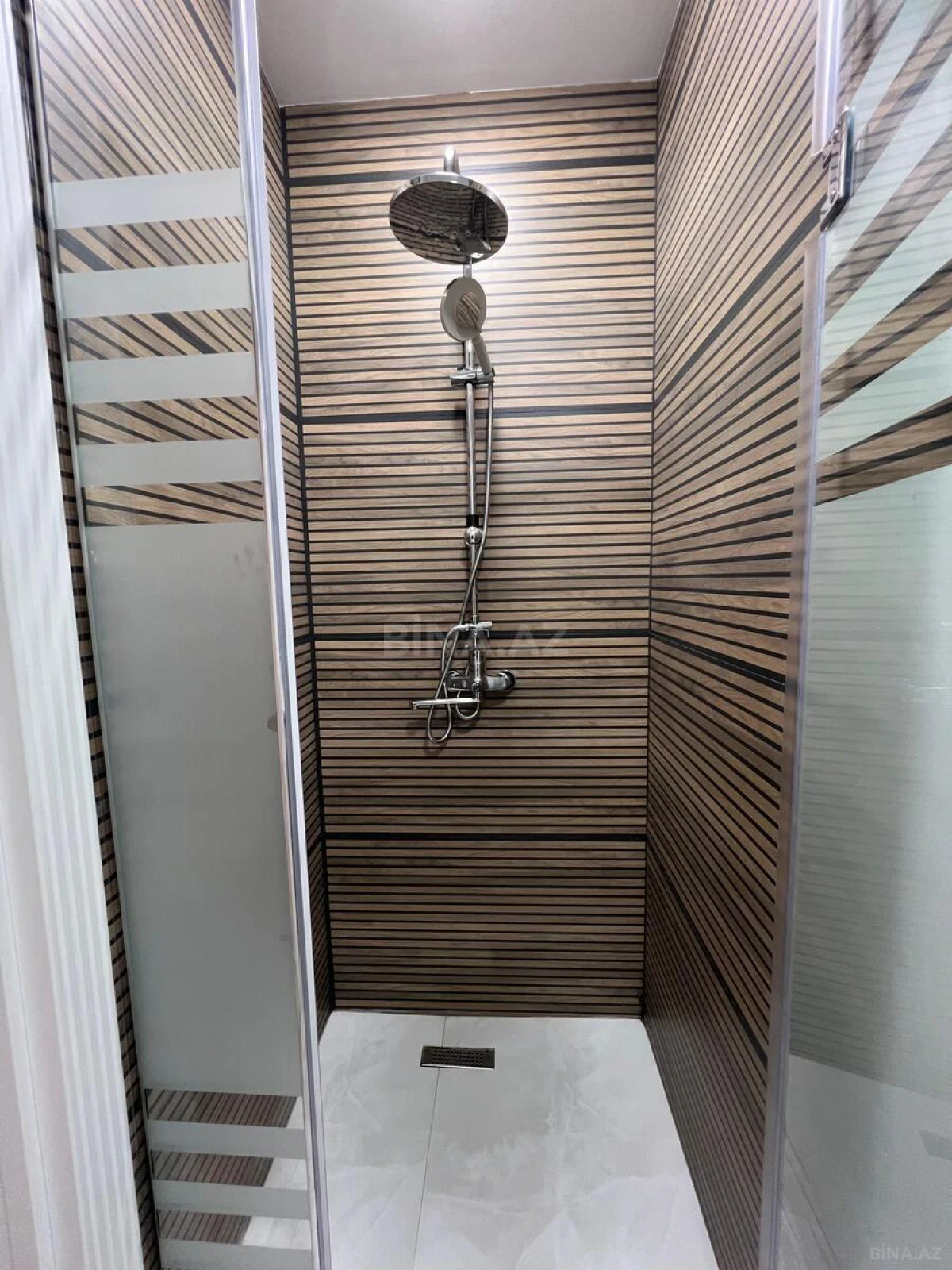 Kirayə verilir 3 otaqlı mənzil 110 m²