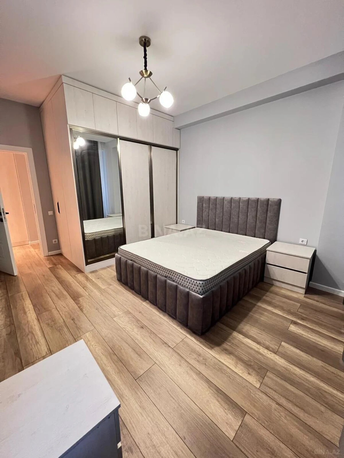 Kirayə verilir 3 otaqlı mənzil 110 m²