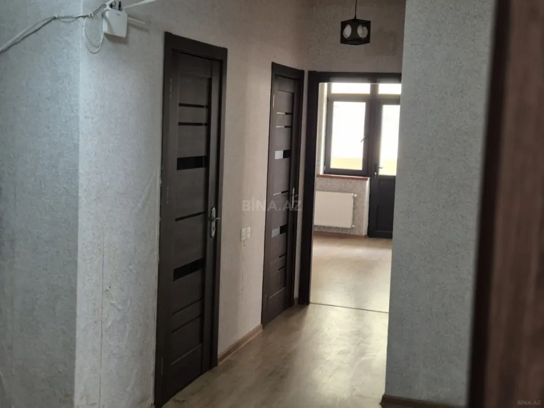 Satılır 3 otaqlı mənzil 82 m²
