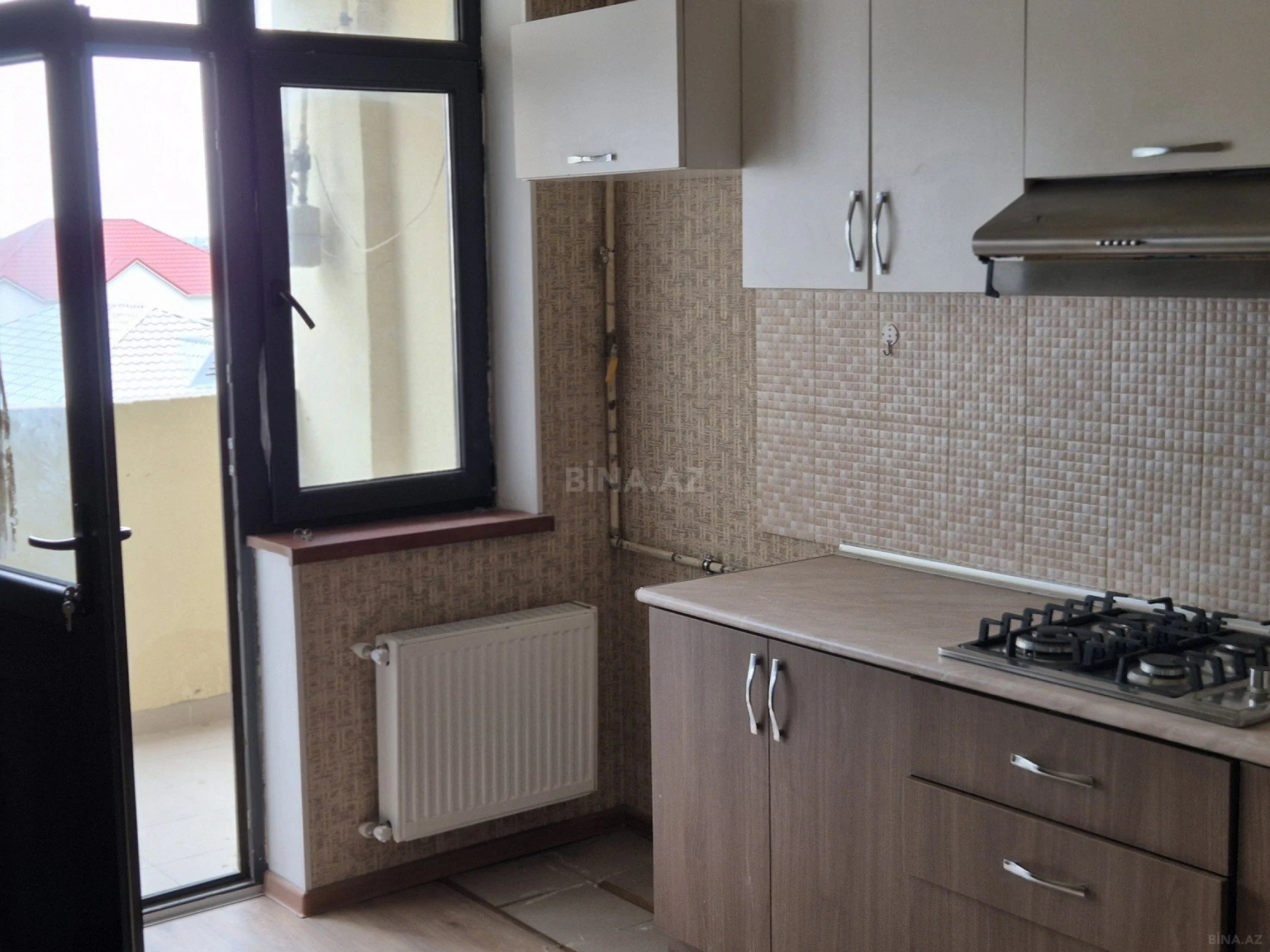 Satılır 3 otaqlı mənzil 82 m²