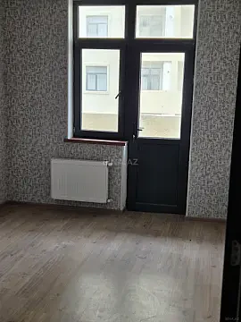 Satılır 3 otaqlı mənzil 82 m²