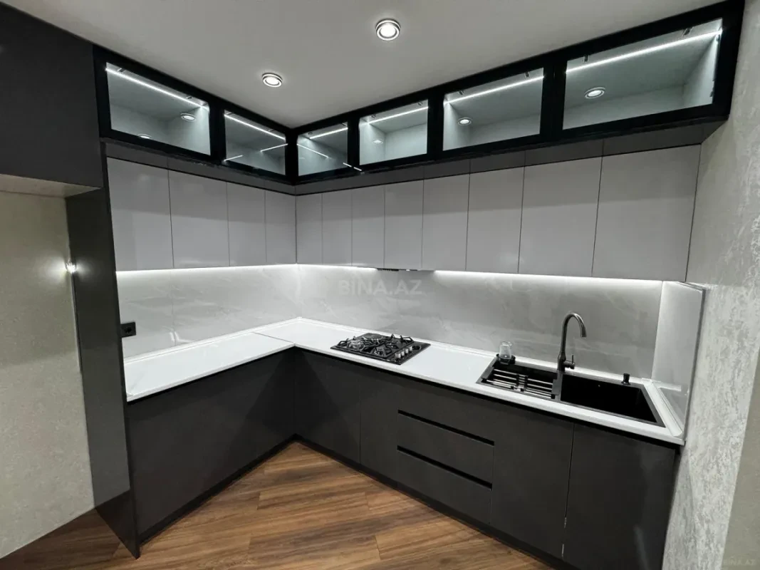 Satılır 2 otaqlı mənzil 65 m²