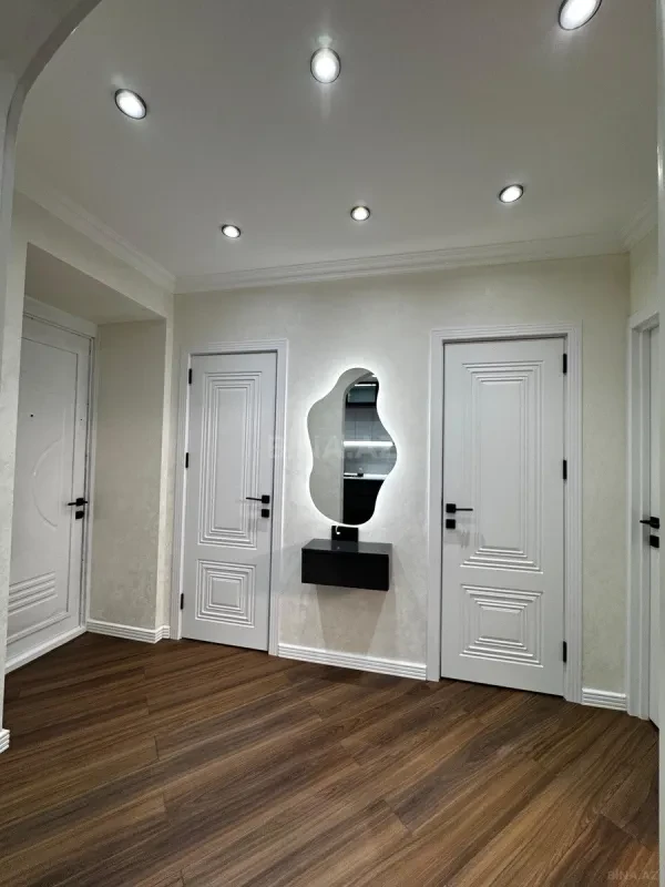 Satılır 2 otaqlı mənzil 65 m²