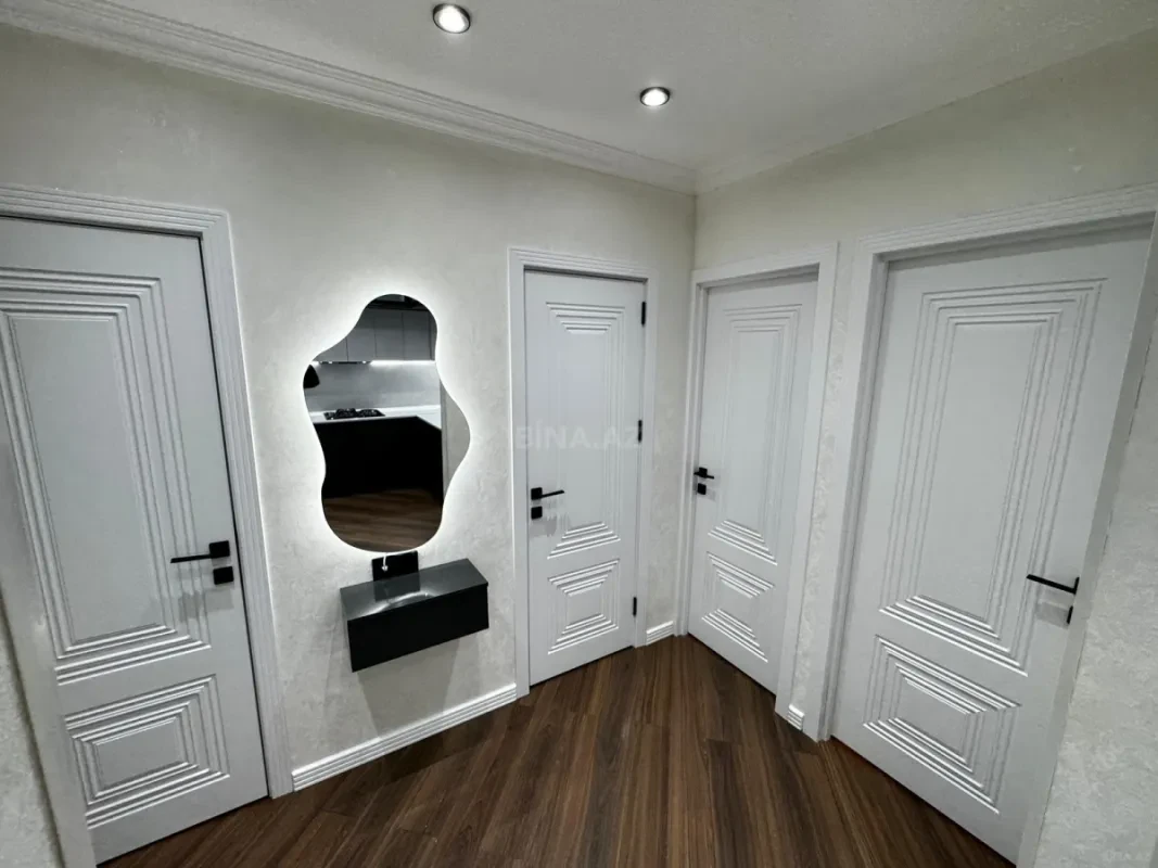 Satılır 2 otaqlı mənzil 65 m²