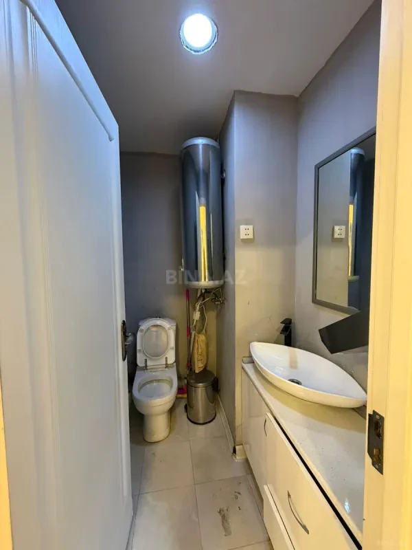 Kirayə verilir 1 otaqlı ofis 40 m²