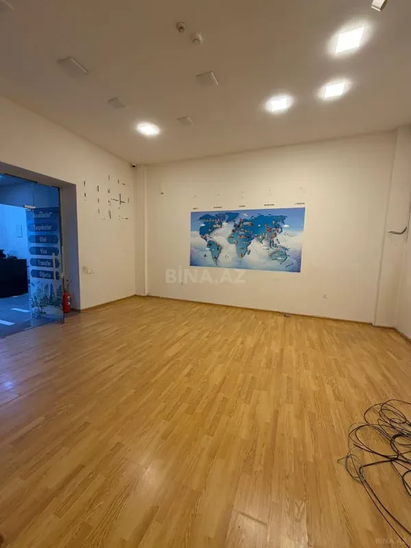 Kirayə verilir 1 otaqlı ofis 40 m²