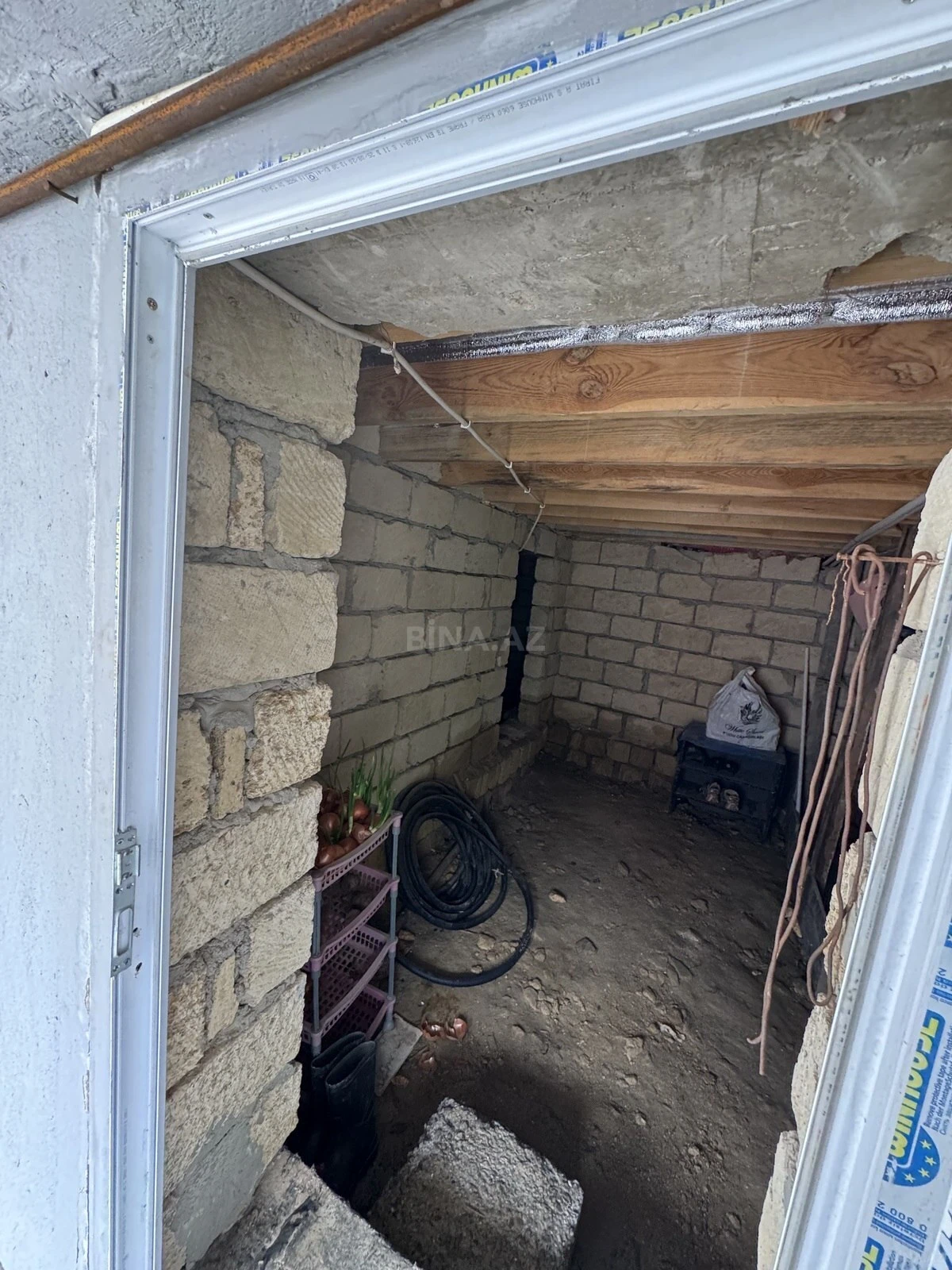 Satılır 4 otaqlı həyət evi 80 m²