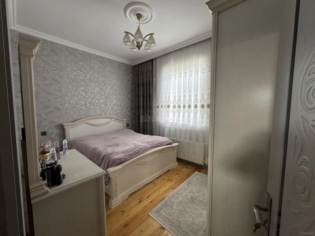Satılır 4 otaqlı həyət evi 80 m²