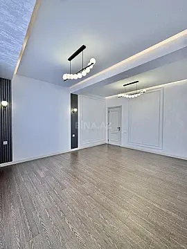 Satılır 3 otaqlı mənzil 140 m²