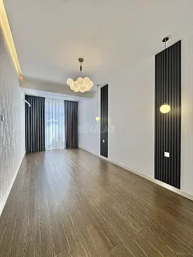 Satılır 3 otaqlı mənzil 140 m²