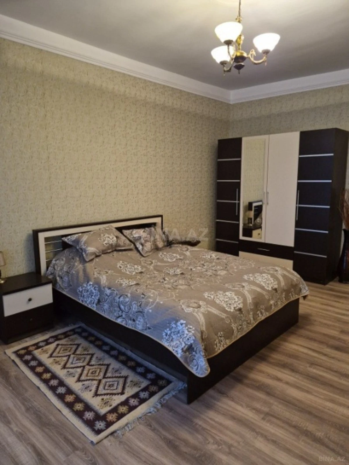 Kirayə verilir 3 otaqlı mənzil 110 m²