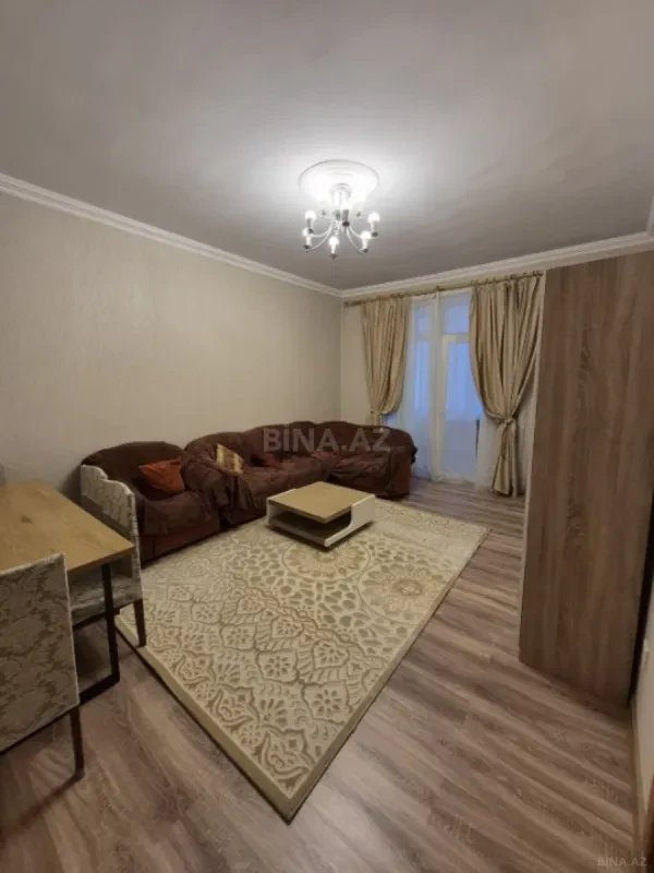 Kirayə verilir 3 otaqlı mənzil 110 m²