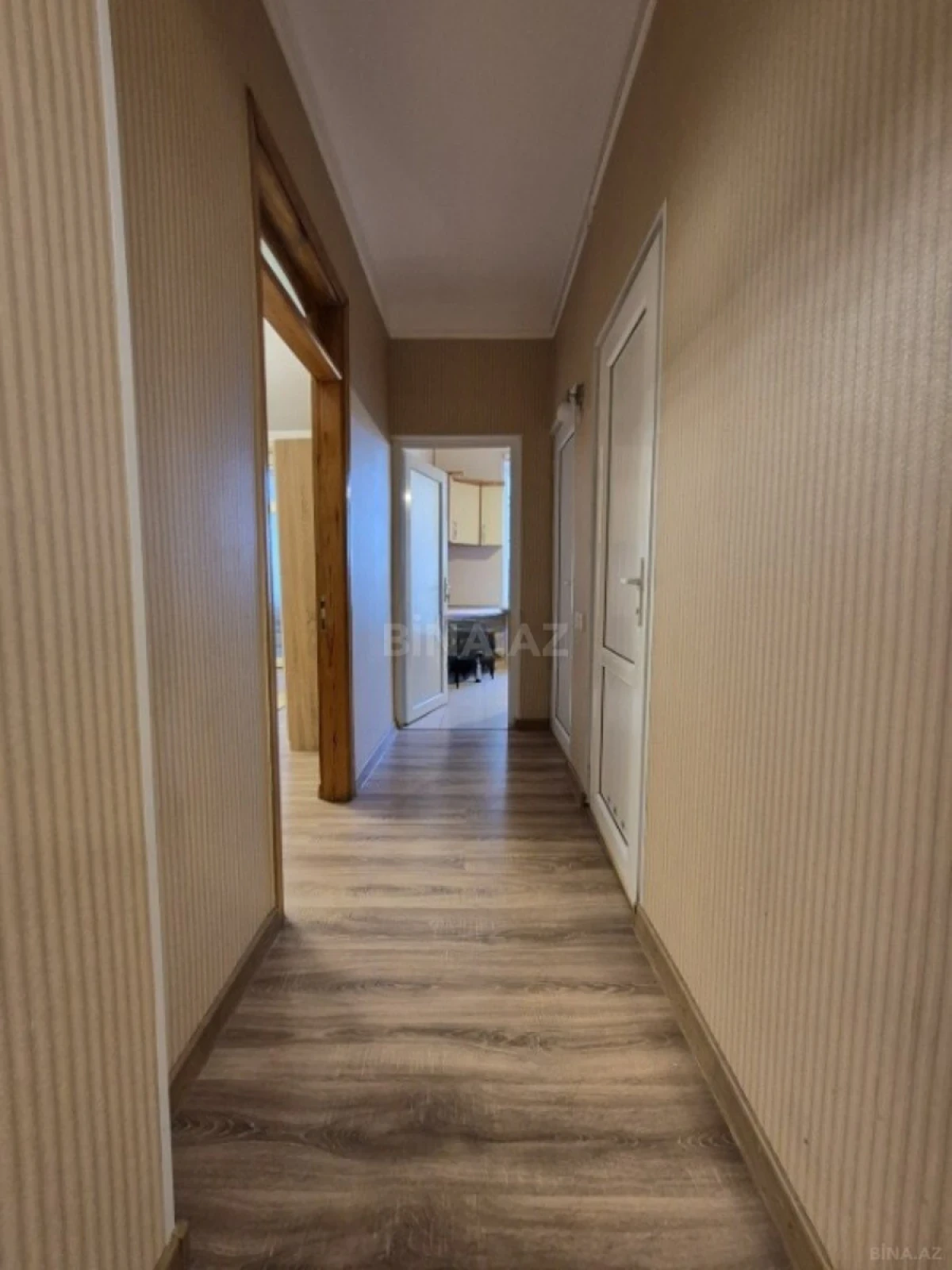 Kirayə verilir 3 otaqlı mənzil 110 m²