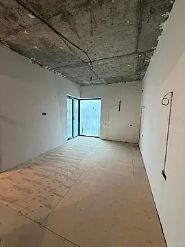 Satılır 4 otaqlı mənzil 205 m²