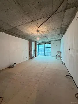 Satılır 4 otaqlı mənzil 205 m²