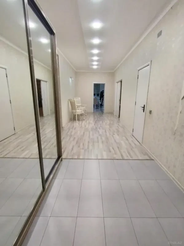 Kirayə verilir 3 otaqlı mənzil 190 m²