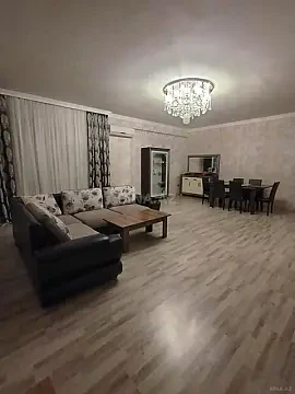 Kirayə verilir 3 otaqlı mənzil 190 m² — Bakı 3 otaq 190.00 m²