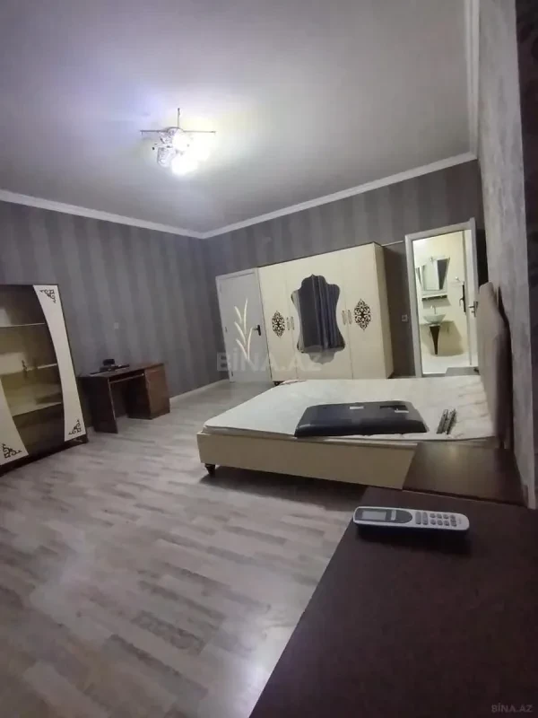 Kirayə verilir 3 otaqlı mənzil 190 m²