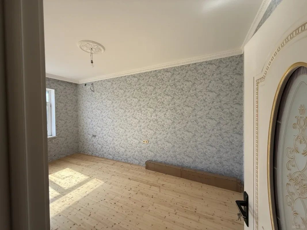 Satılır 3 otaqlı həyət evi 100 m²