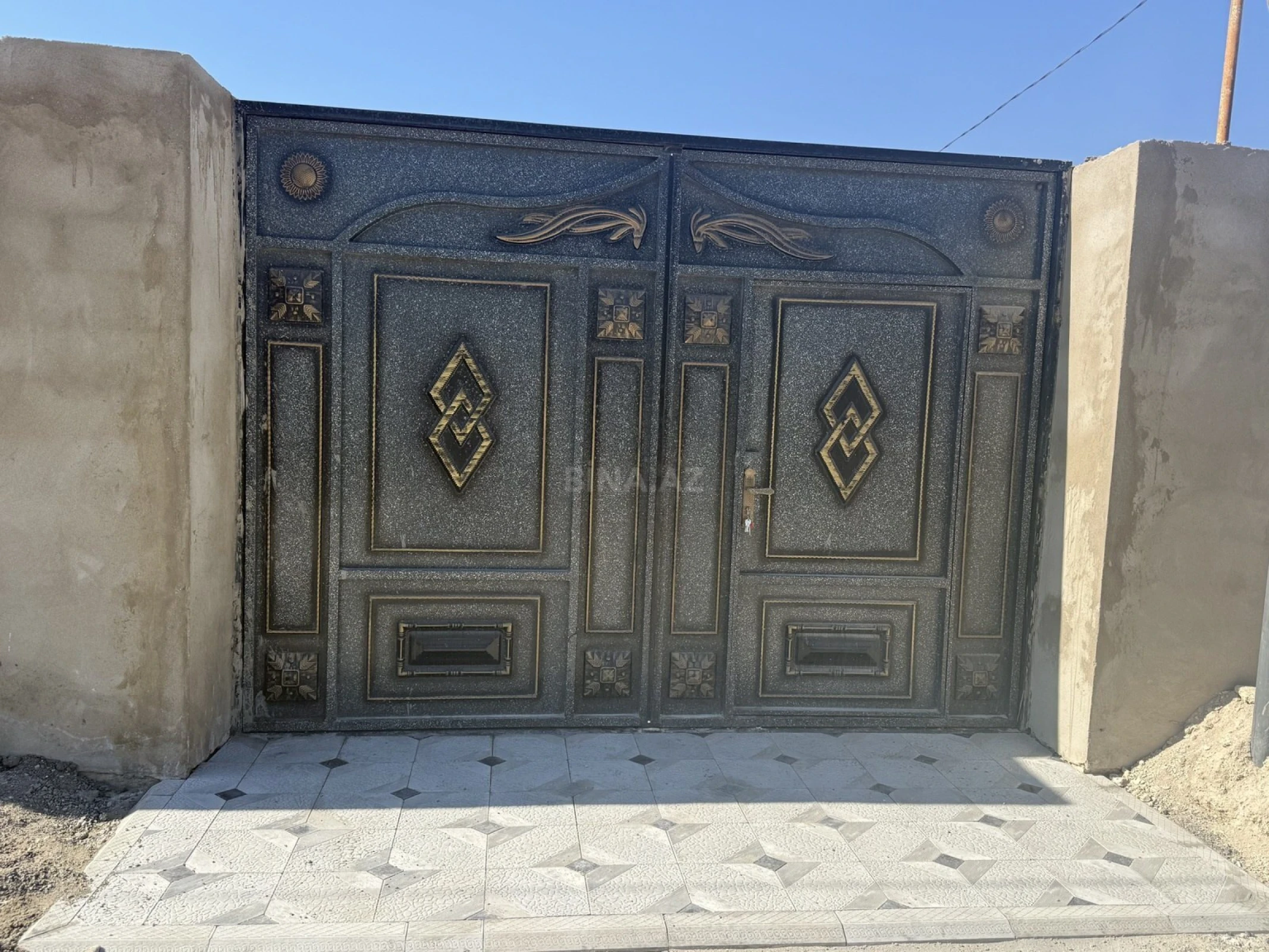 Satılır 3 otaqlı həyət evi 100 m²
