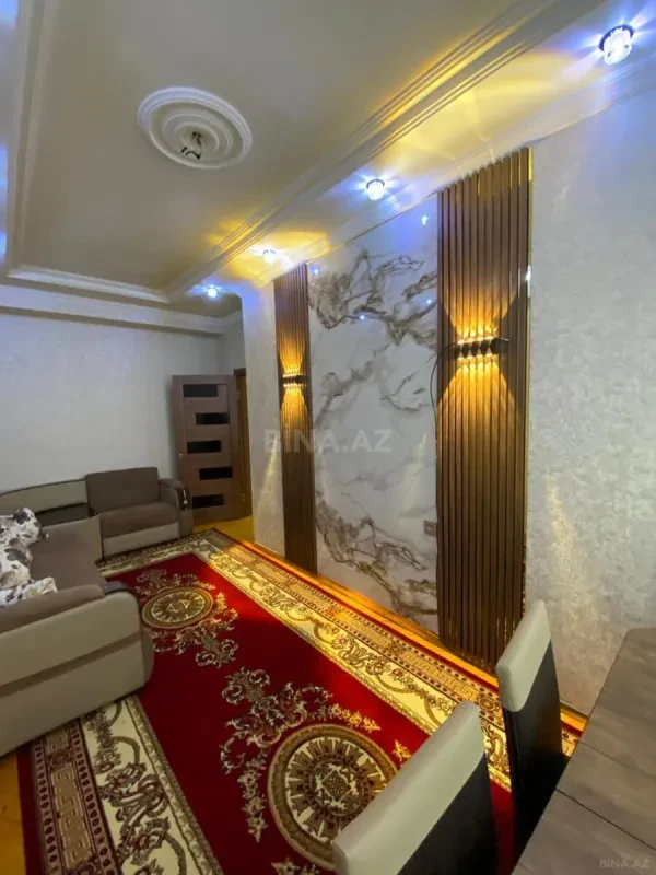 Kirayə verilir 2 otaqlı mənzil 82 m²