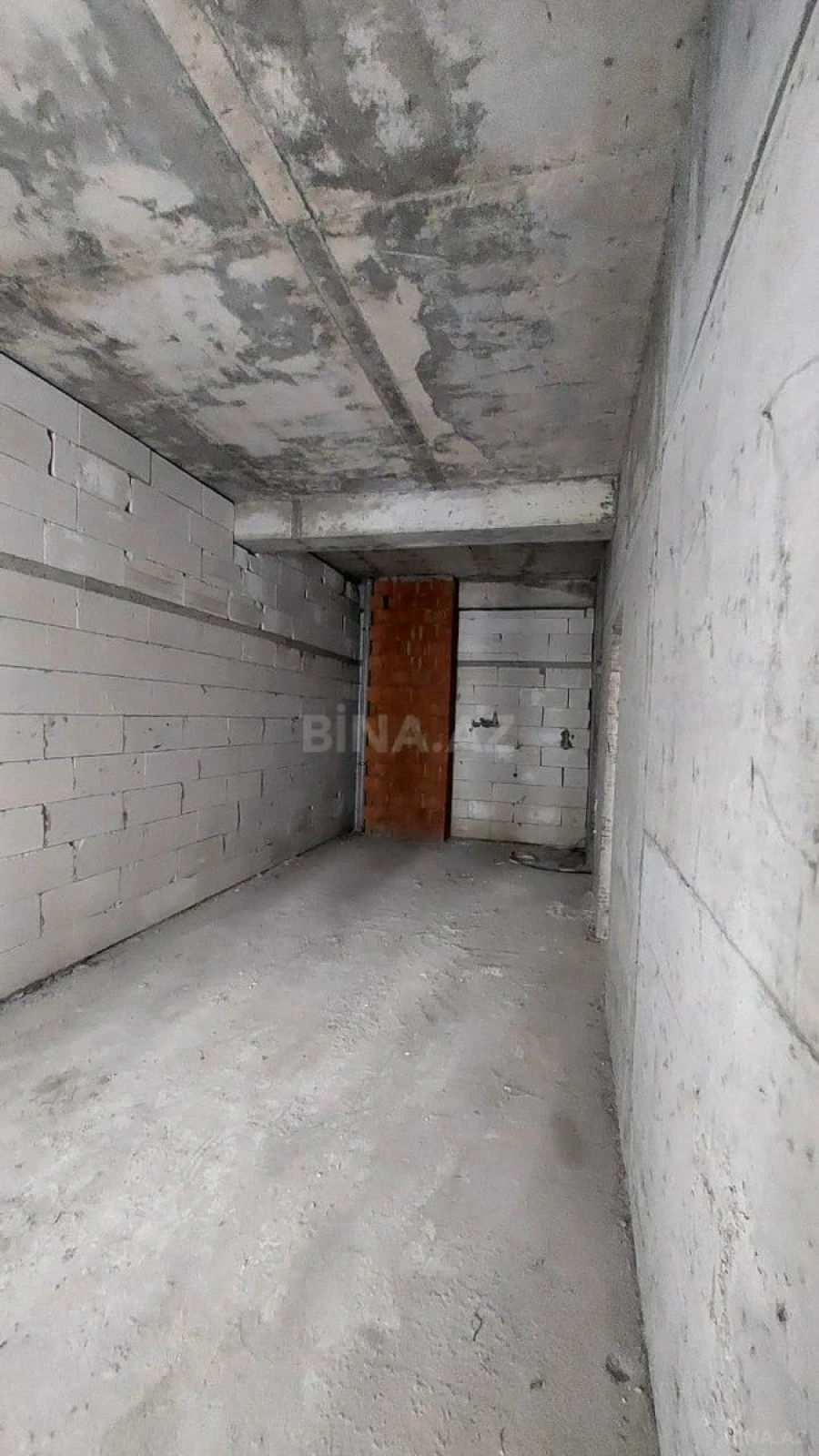 Satılır 2 otaqlı mənzil 90.5 m²