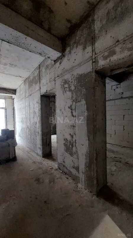 Satılır 2 otaqlı mənzil 90.5 m²