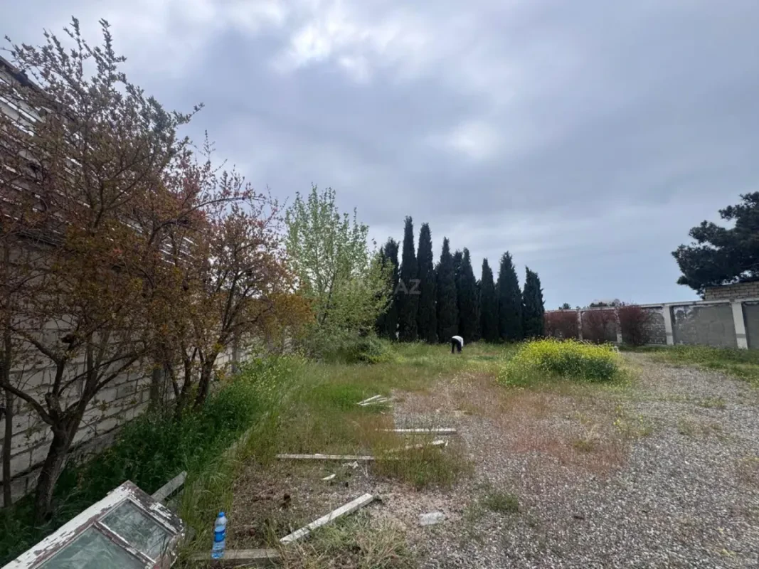 Satılır 7 otaqlı həyət evi 500 m²