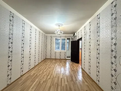 Satılır 3 otaqlı mənzil 65 m² — Bakı, Memar Əcəmi yanı 3 otaq 65.00 m²