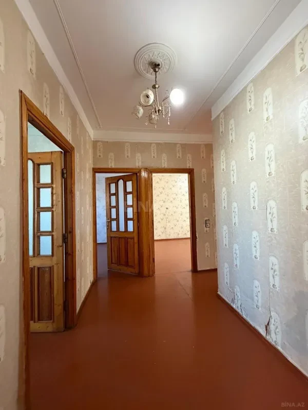 Satılır 4 otaqlı mənzil 100 m²