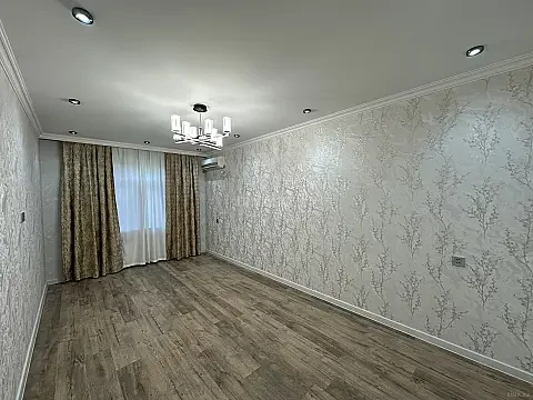 Satılır 2 otaqlı mənzil 65 m² — Bakı, Həzi Aslanov qəs. 2 otaq 65.00 m²