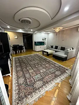 Satılır 3 otaqlı mənzil 144 m² — Bakı, İnşaatçılar 3 otaq 144.00 m²
