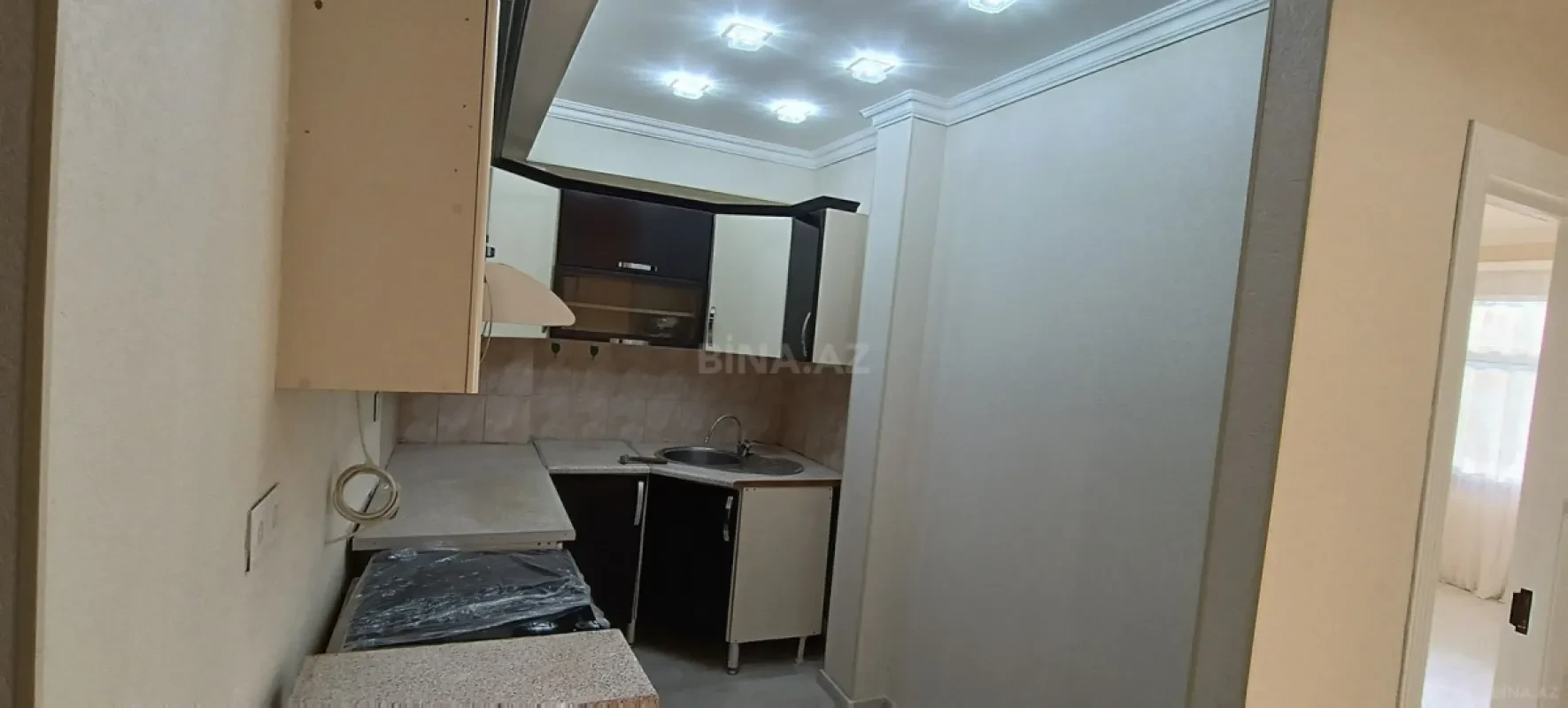 Satılır 2 otaqlı mənzil 45 m²