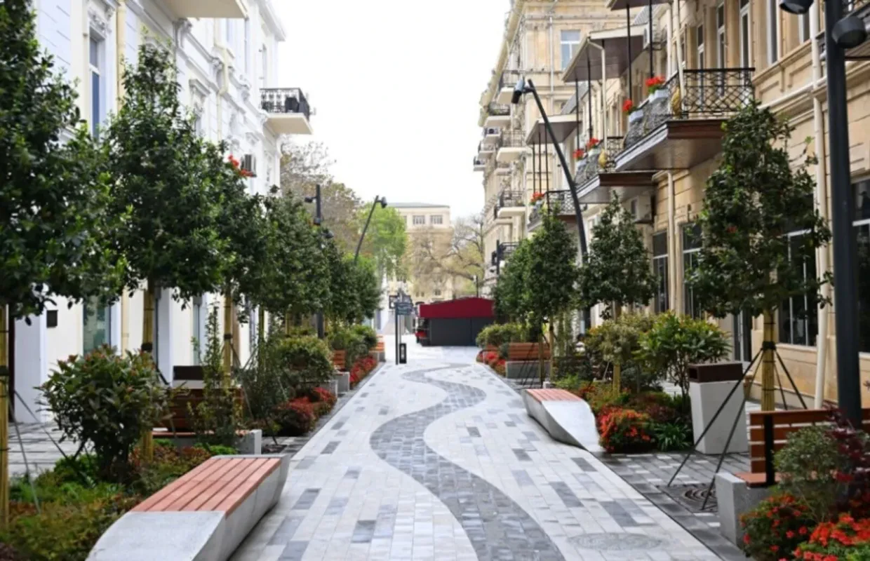 Satılır 3 otaqlı mənzil 40 m²
