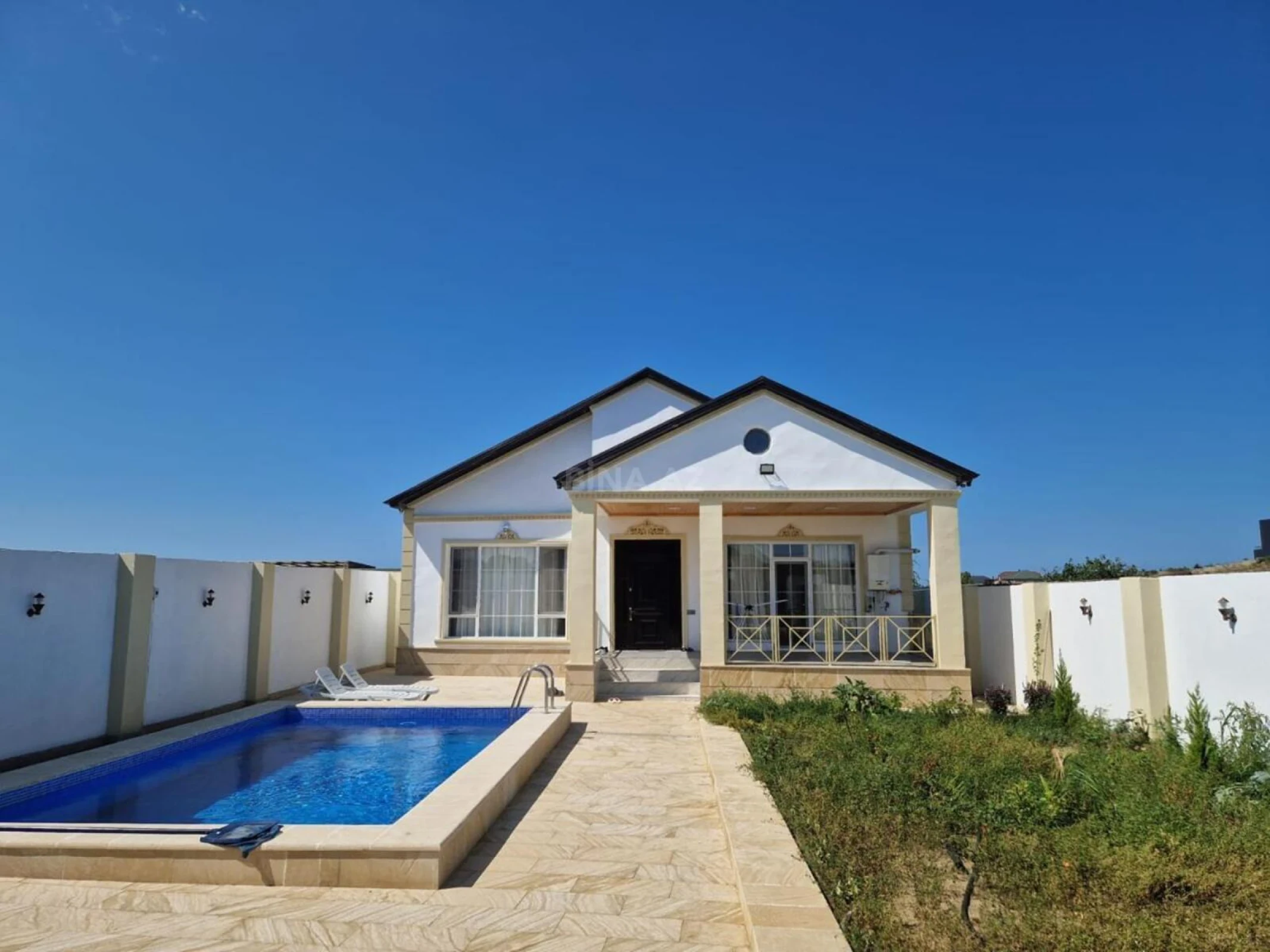 Kirayə verilir 4 otaqlı həyət evi 210 m²