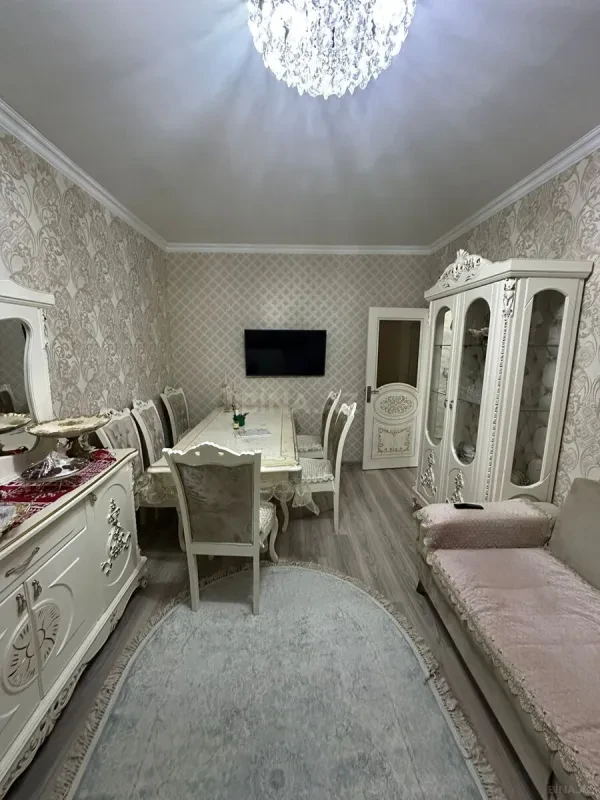 Satılır 2 otaqlı mənzil 65 m²