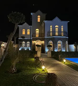 Kirayə verilir 5 otaqlı həyət evi 300 m² — Bakı, Mərdəkan 5 otaq 300.00 m²