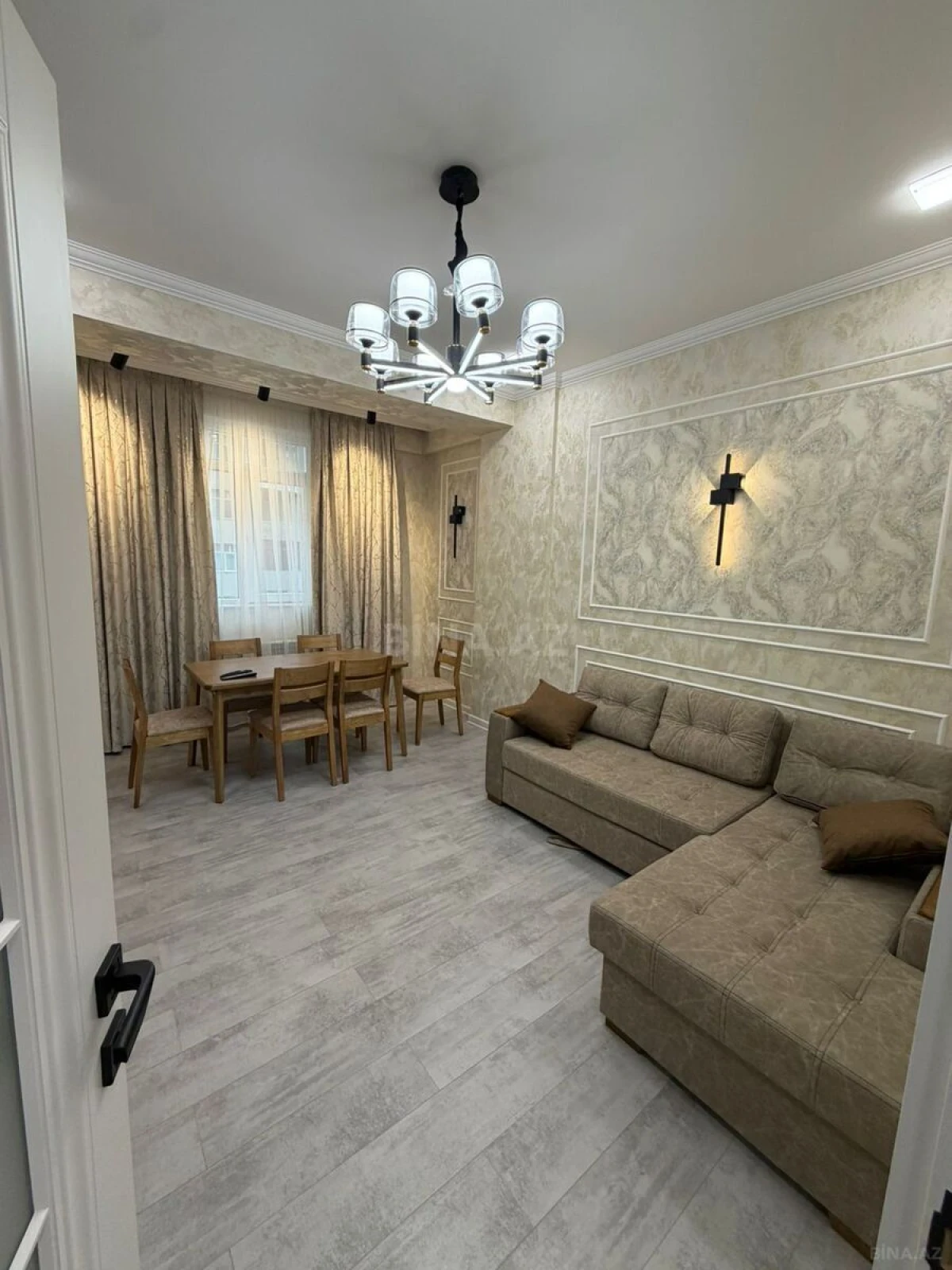 Satılır 2 otaqlı mənzil 80 m²