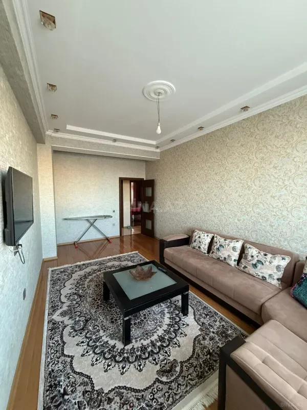 Kirayə verilir 3 otaqlı mənzil 100 m²