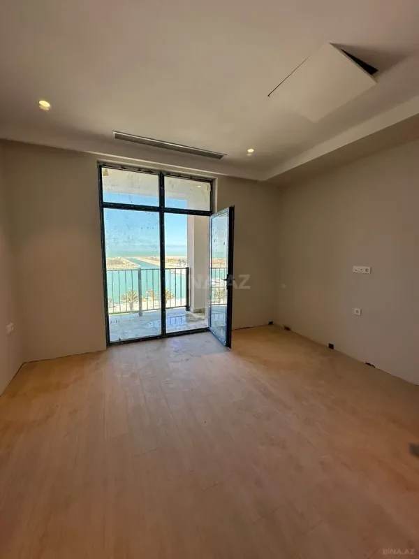 Satılır 1 otaqlı mənzil 42 m²